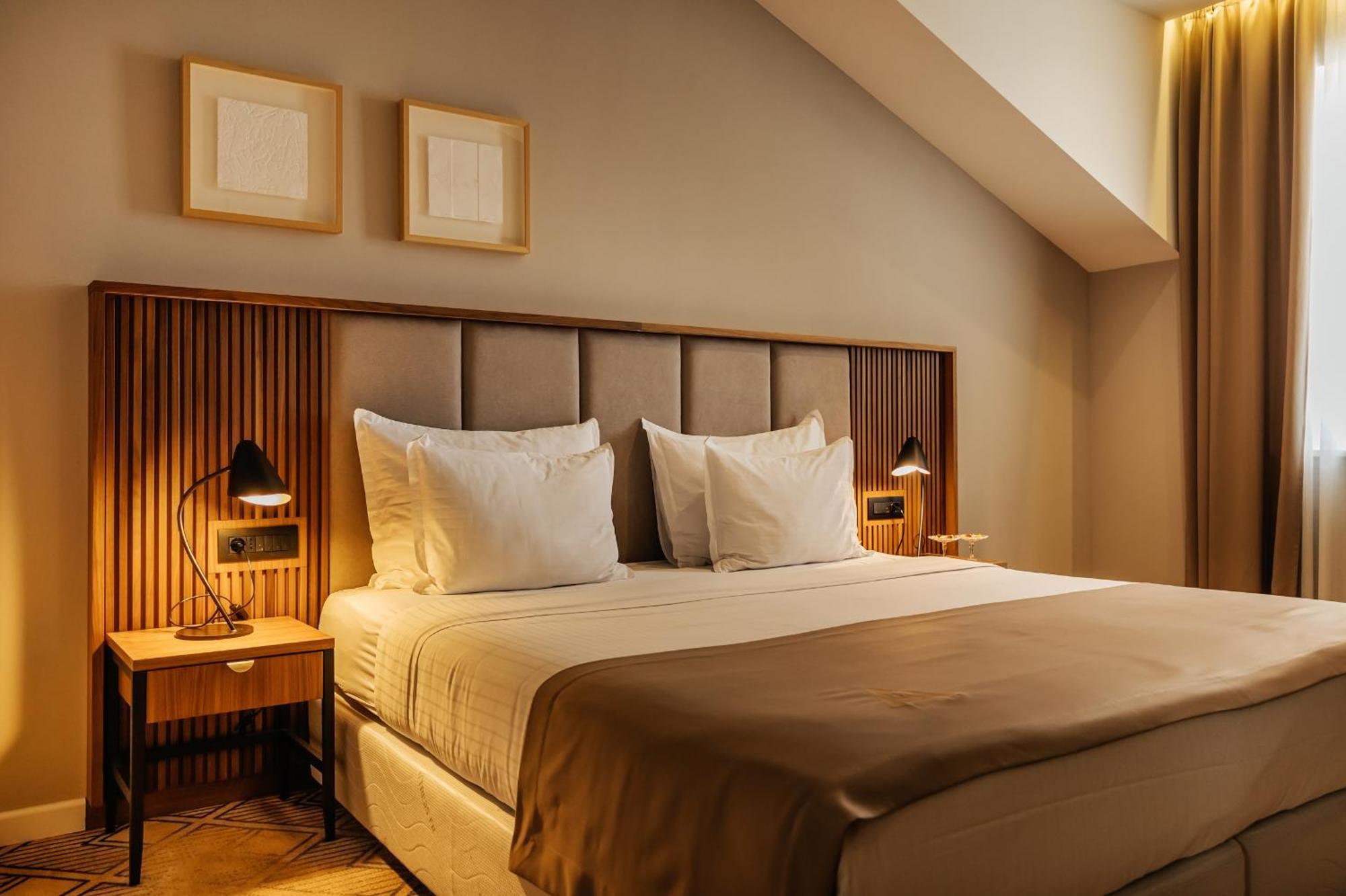 Armerun Heritage Hotel & Residences شيبينيك الغرفة الصورة